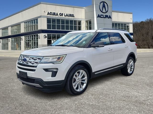 Used 2019 Ford Explorer XLT w/ Equipment Group 202A AWD/4WD image 3