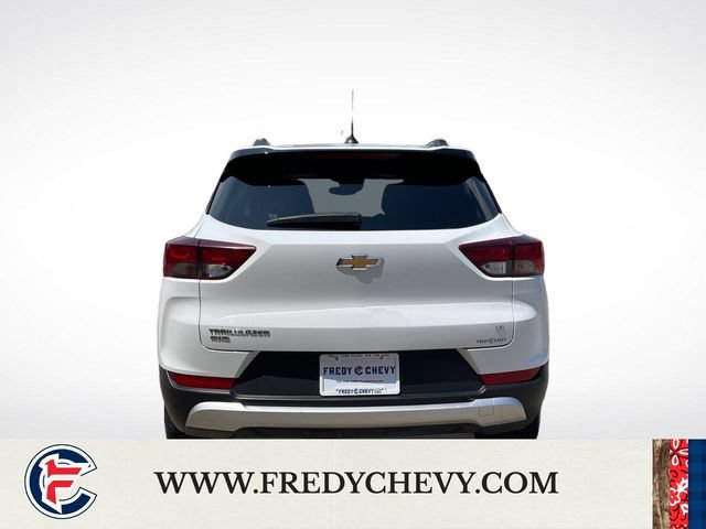 Used 2025 Chevrolet TrailBlazer LT AWD/4WD image 5