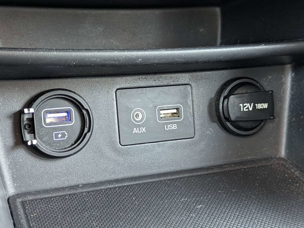 Used 2019 Hyundai Kona SE FWD image 21