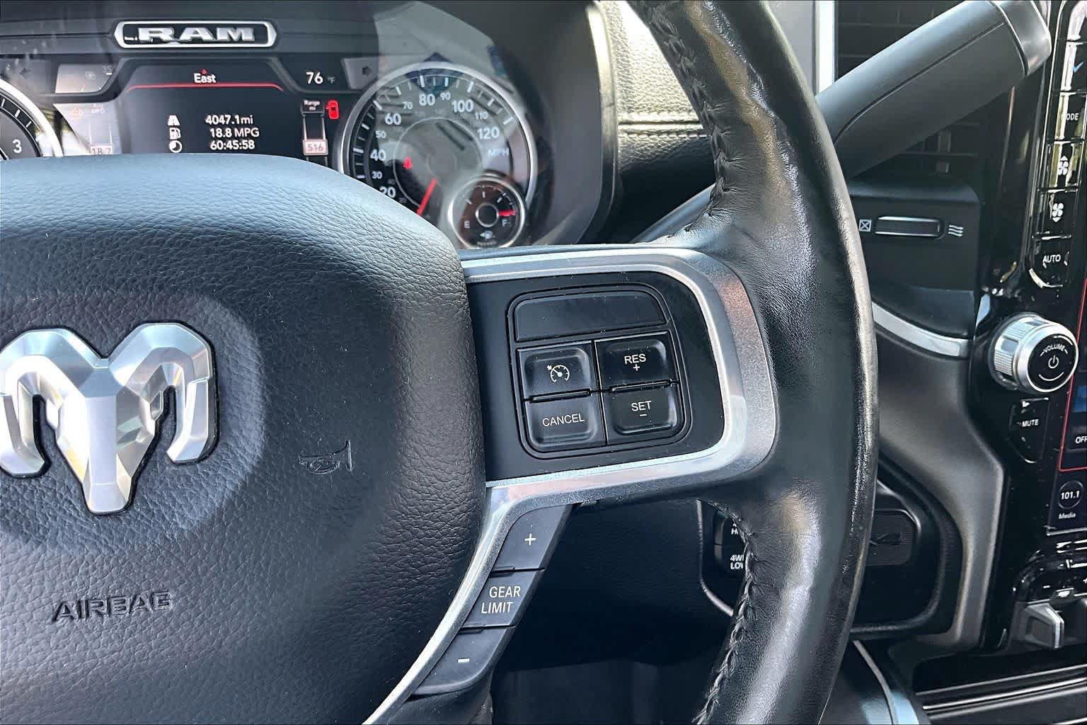 Used 2020 RAM 2500 Laramie AWD/4WD image 24