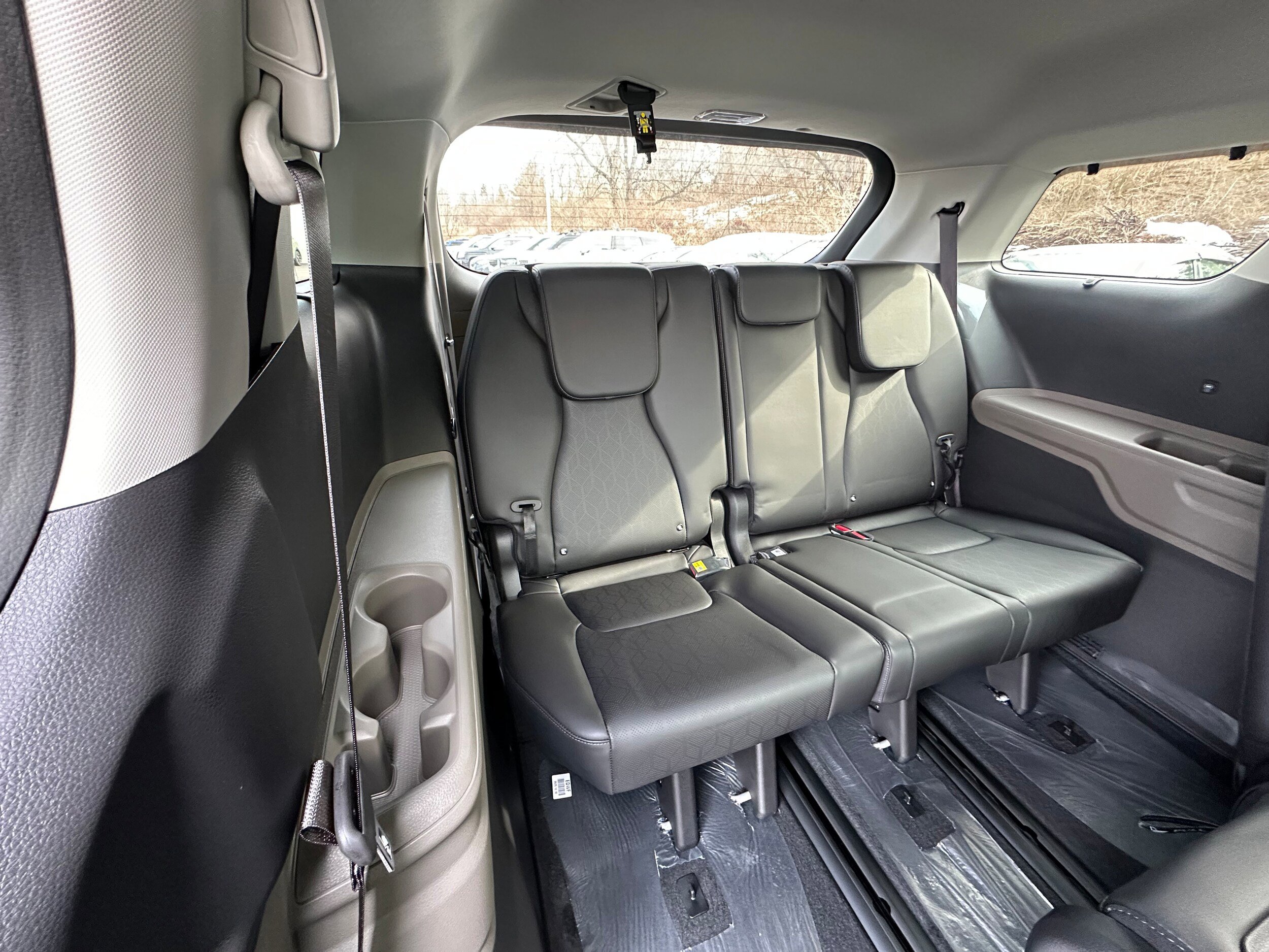 New 2026 Kia Carnival EX FWD image 22