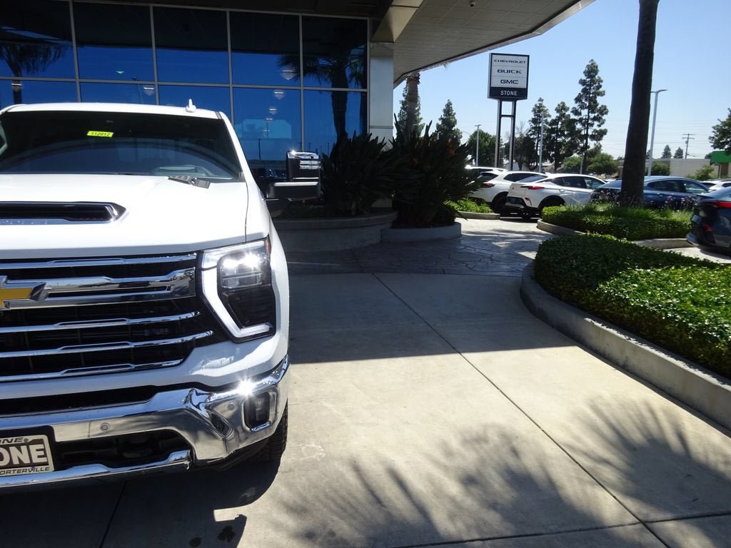 New 2026 Chevrolet Silverado 2500 LTZ w/ LTZ Premium Package AWD/4WD image 31
