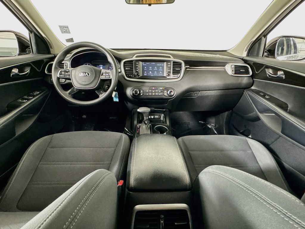 Used 2019 Kia Sorento FWD image 27