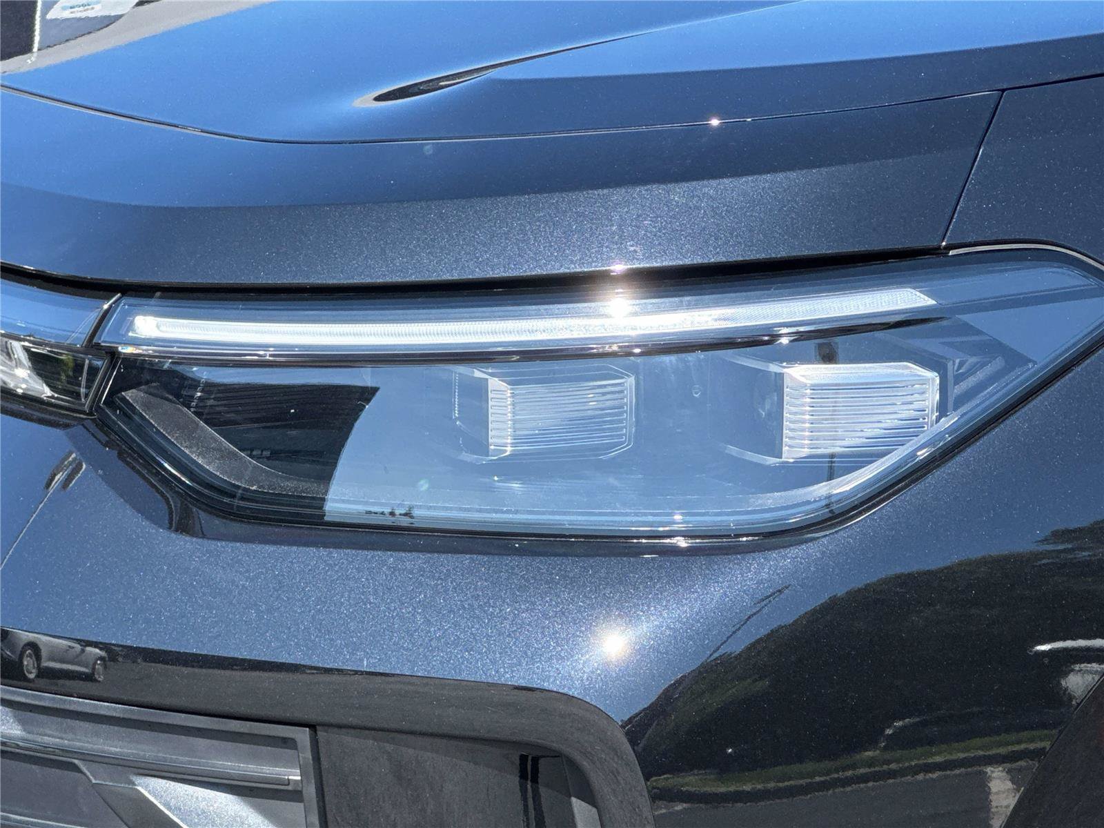 New 2026 Volkswagen Tiguan SE FWD image 7