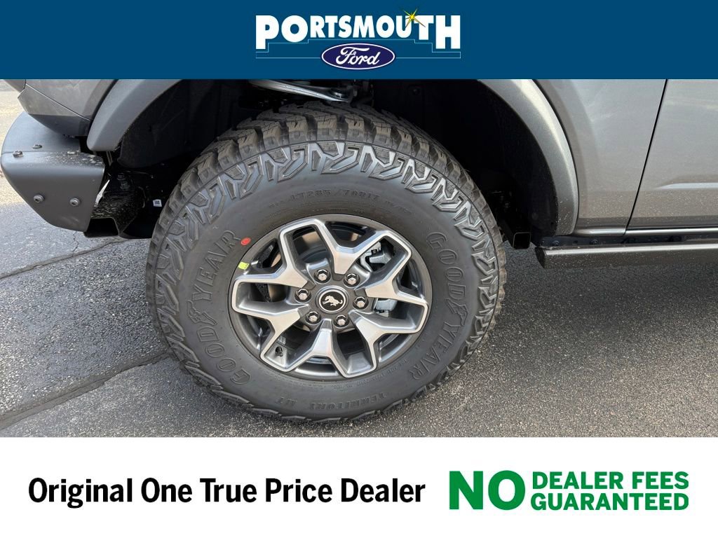 New 2025 Ford Bronco Badlands image 25