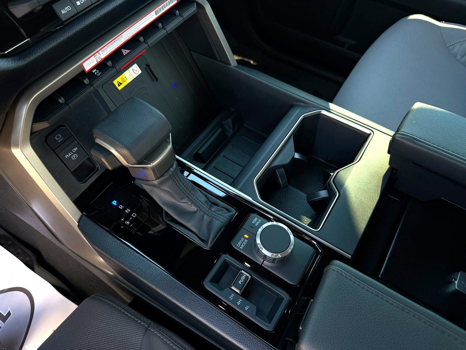 Used 2025 Toyota Tundra SR5 AWD/4WD image 19