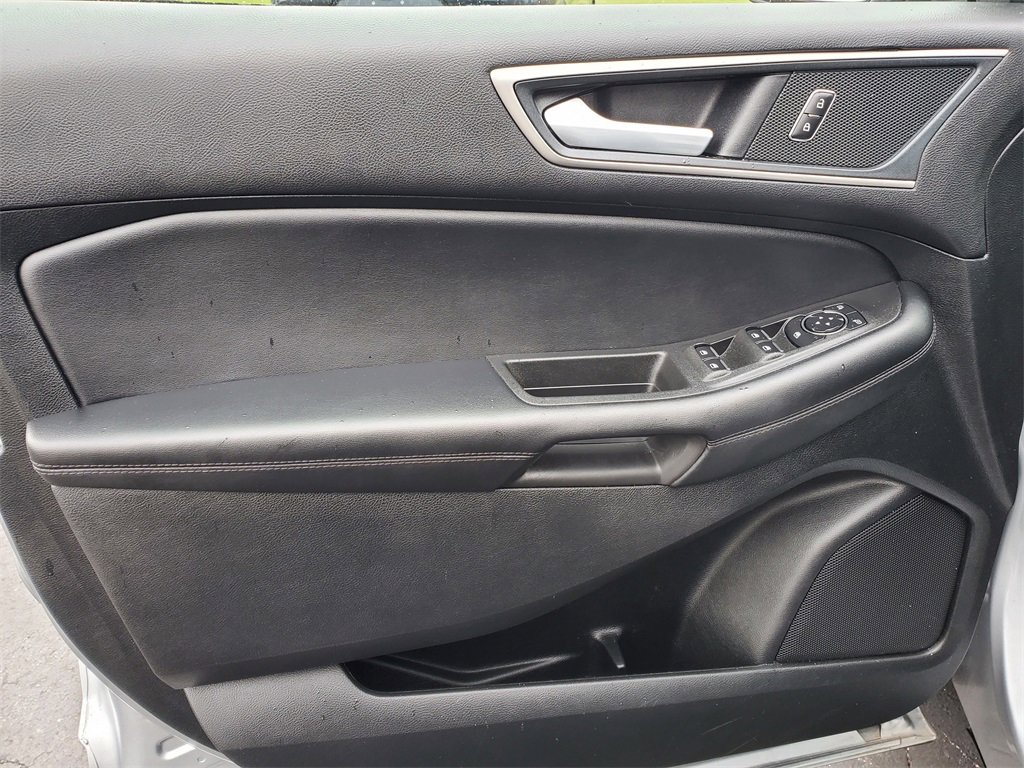 Used 2024 Ford Edge SEL image 20