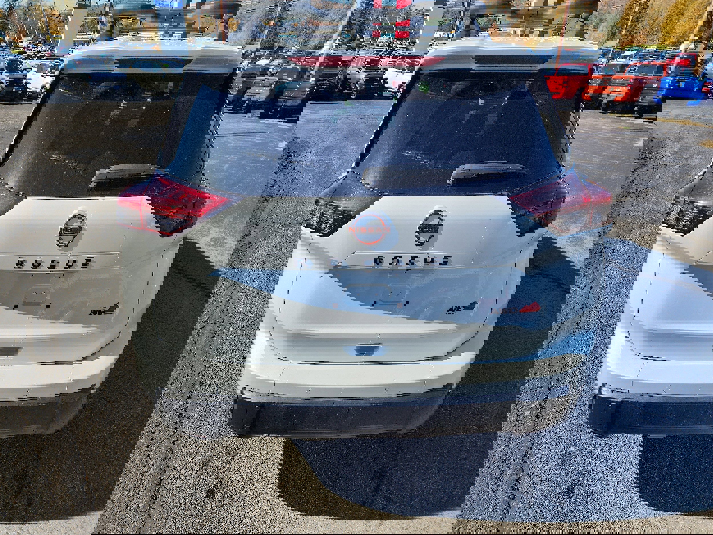 New 2026 Nissan Rogue SV image 7