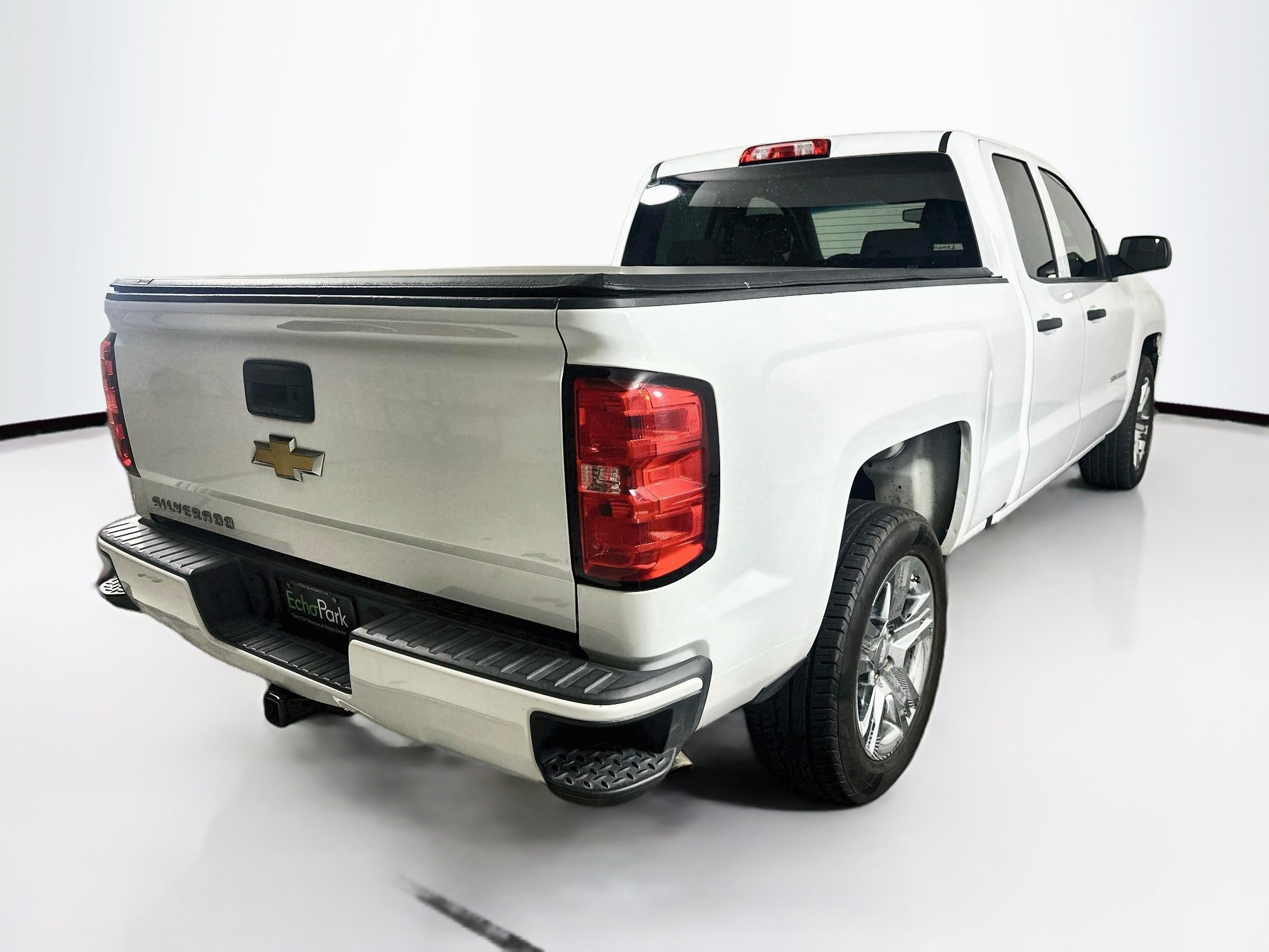 Used 2018 Chevrolet Silverado 1500 Custom w/ Custom Value Package RWD image 9