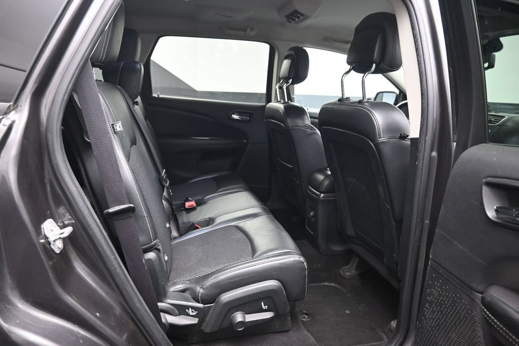 Used 2017 Dodge Journey Crossroad AWD/4WD image 22