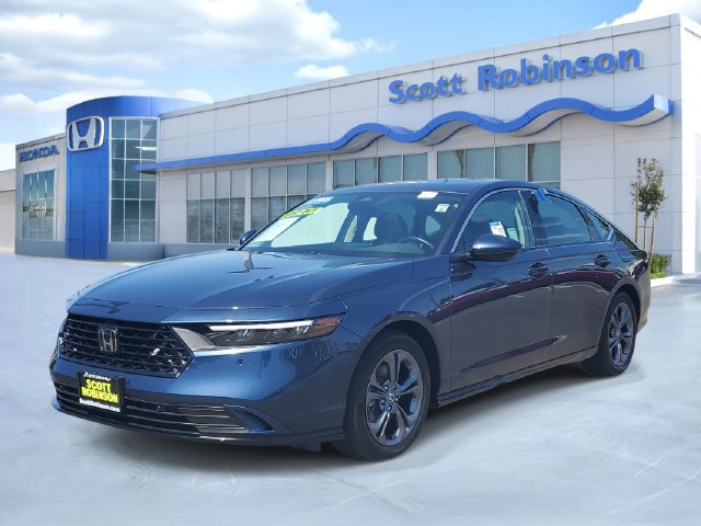 Certified 2025 Honda Accord EX-L image 2