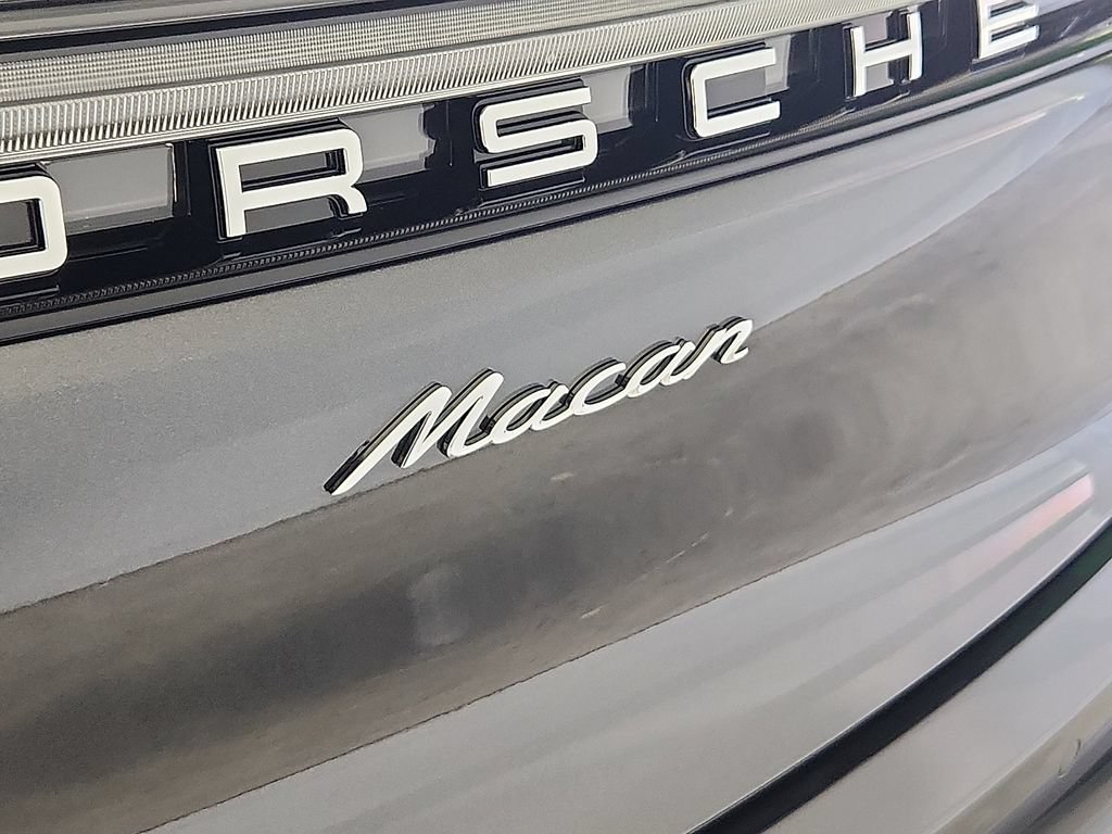 New 2026 Porsche Macan AWD/4WD image 28