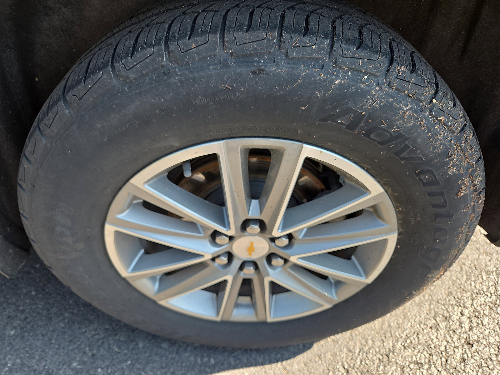 Used 2023 Chevrolet Traverse LT image 11