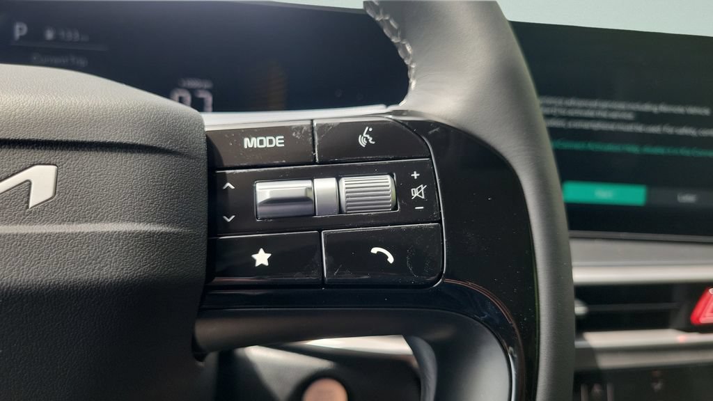 New 2026 Kia Sorento LX FWD image 20