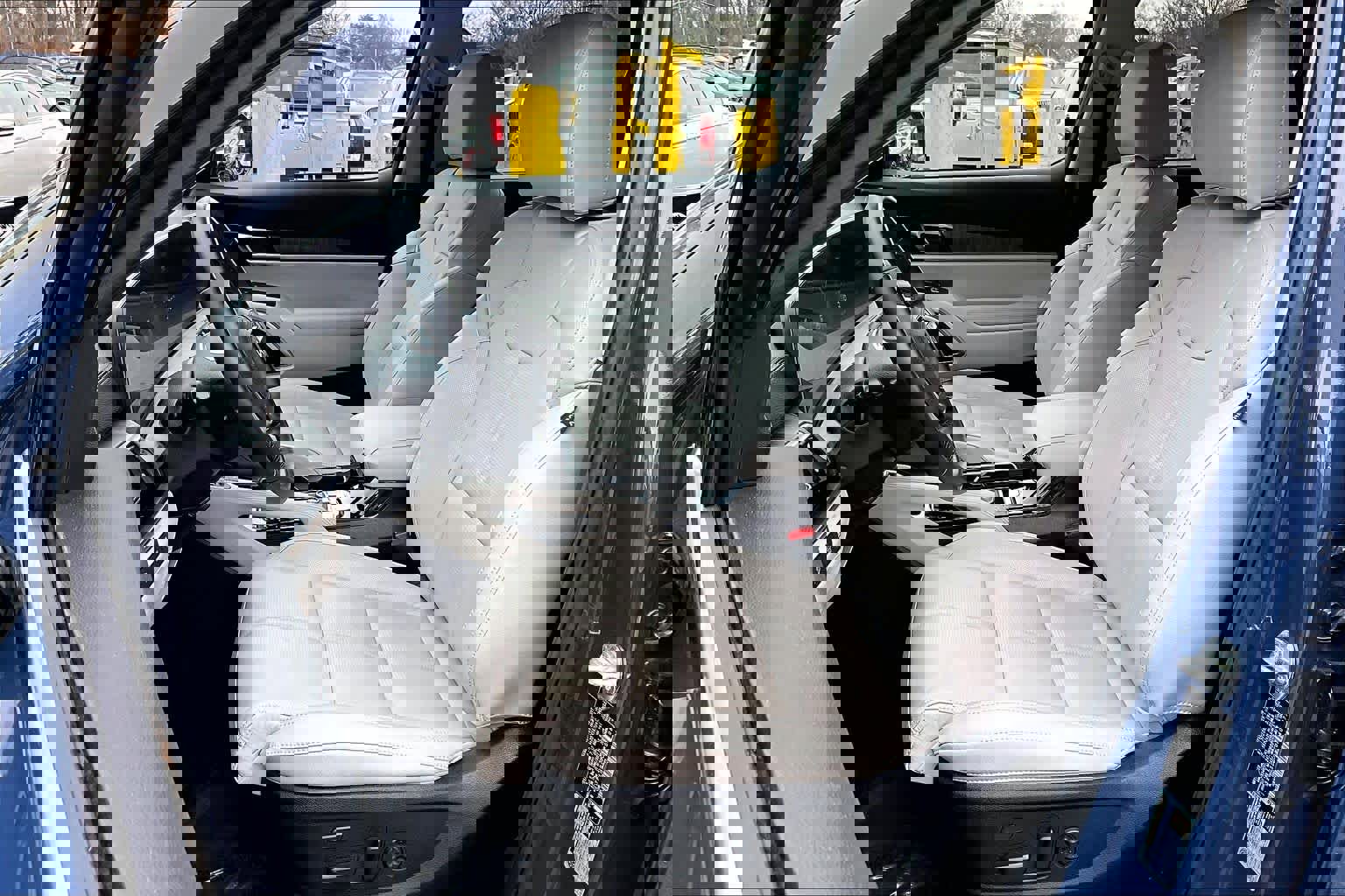 Used 2023 Kia Telluride SX image 8