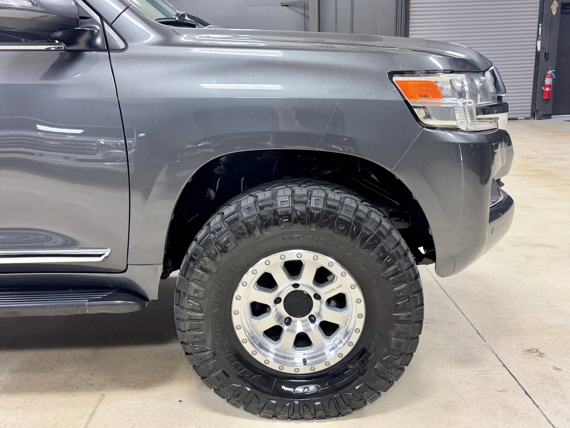 Used 2016 Toyota Land Cruiser AWD/4WD image 14