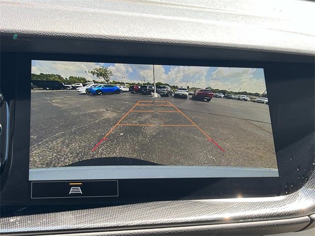 Used 2023 Buick Envision Essence image 33