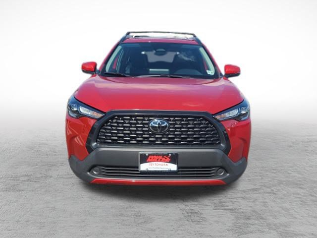 Certified 2023 Toyota Corolla Cross LE w/ Moonroof Package AWD/4WD image 2
