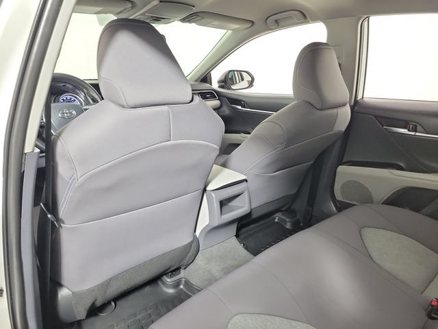 Used 2022 Toyota Camry LE FWD image 11