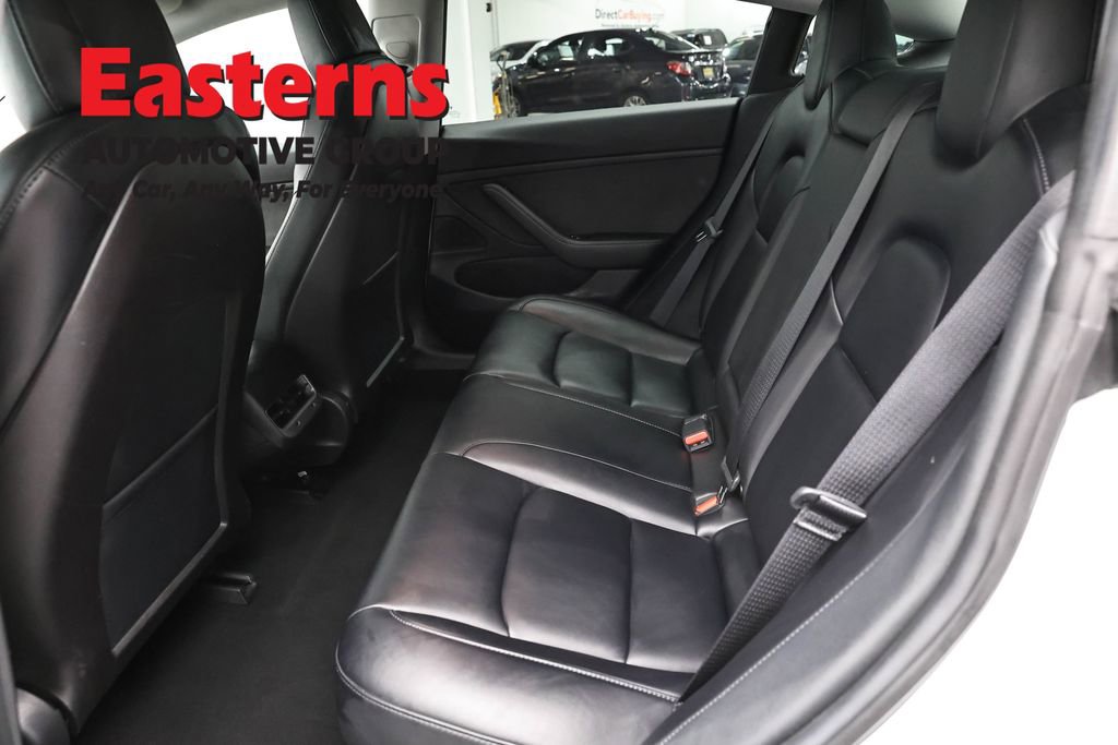 Used 2019 Tesla Model 3 Long Range image 16