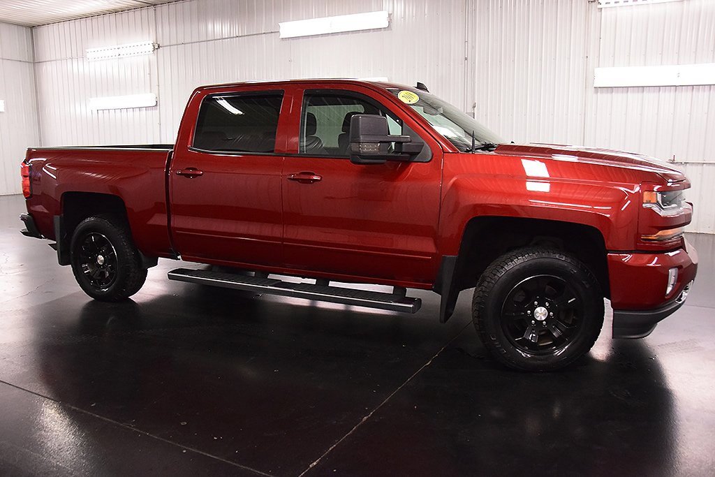 Used 2018 Chevrolet Silverado 1500 LT w/ All Star Edition image 9