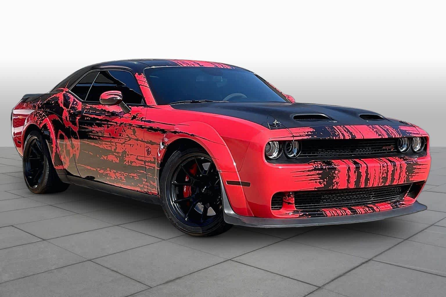 Used 2022 Dodge Challenger SRT Hellcat RWD image 2