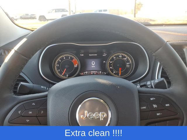 Used 2022 Jeep Cherokee Trailhawk AWD/4WD image 20