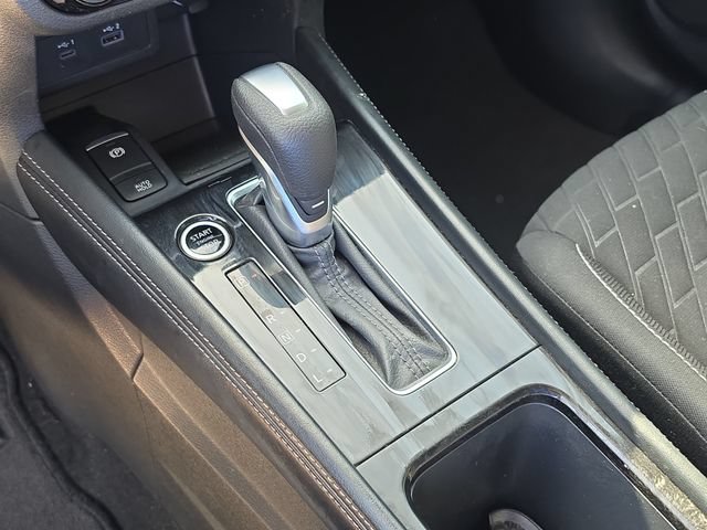 Certified 2021 Nissan Kicks SV FWD image 25