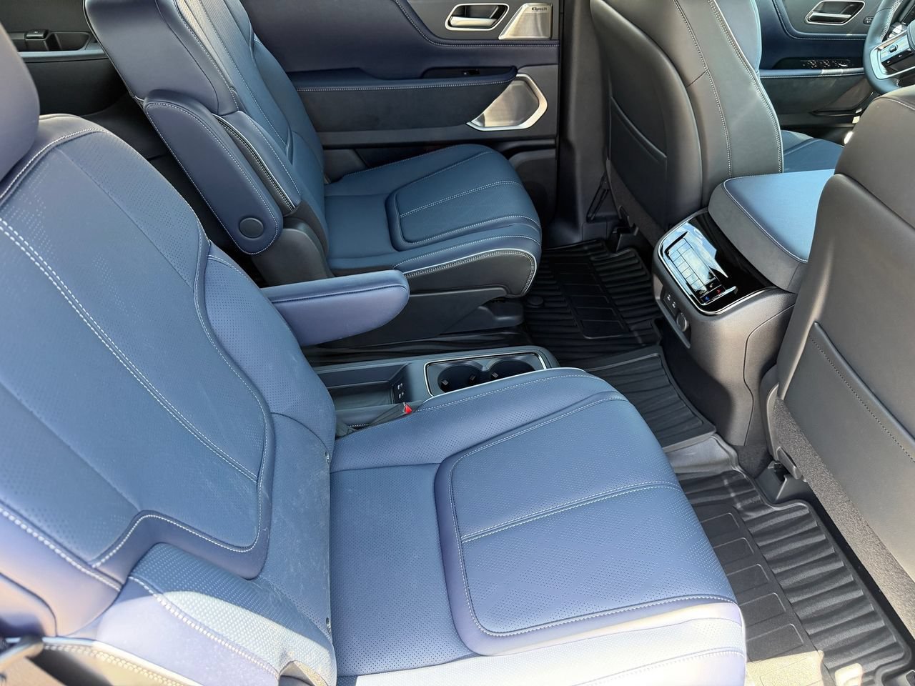 New 2027 INFINITI QX80 Sensory AWD/4WD image 10