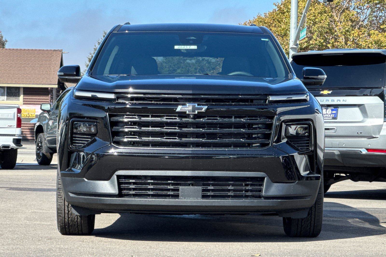 New 2026 Chevrolet Traverse LT w/ Midnight/Sport Edition FWD image 11
