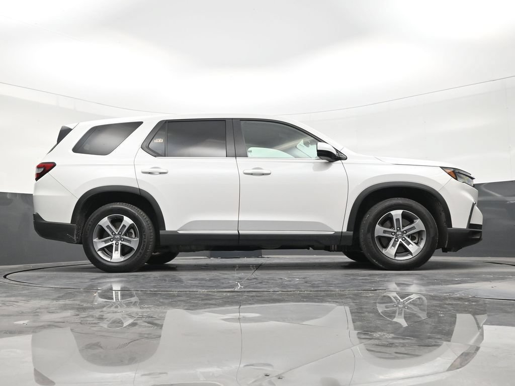 Used 2025 Honda Pilot EX-L image 25