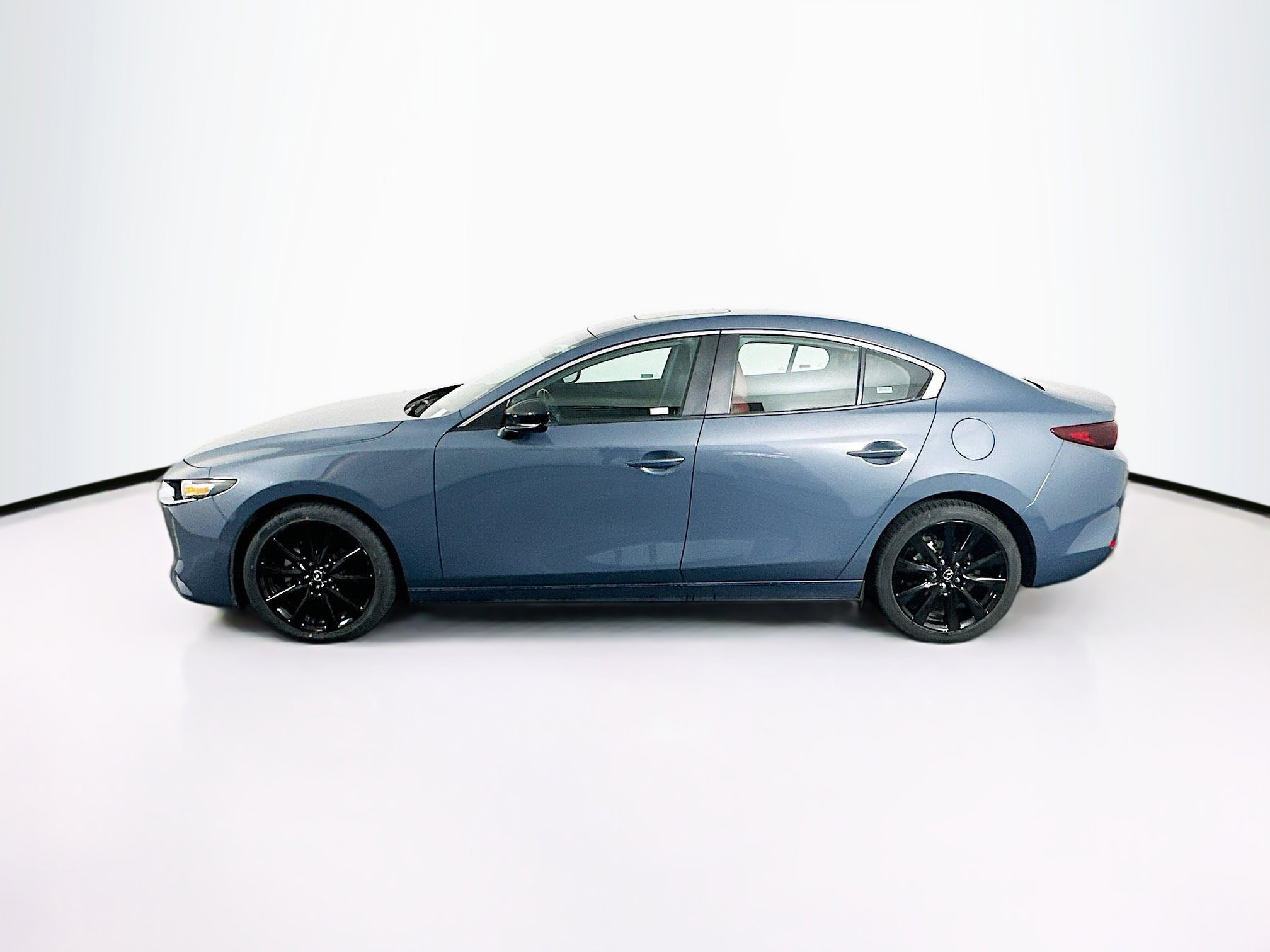 Used 2024 MAZDA MAZDA3 s image 4