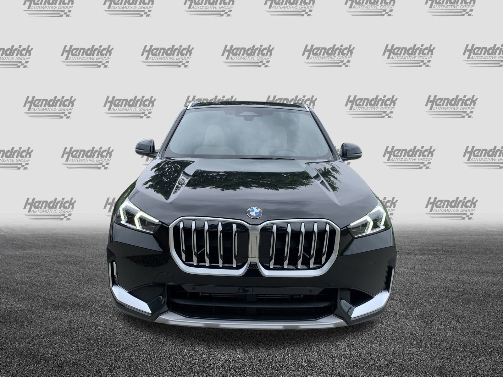 Certified 2025 BMW X1 xDrive28i w/ Premium Package image 3