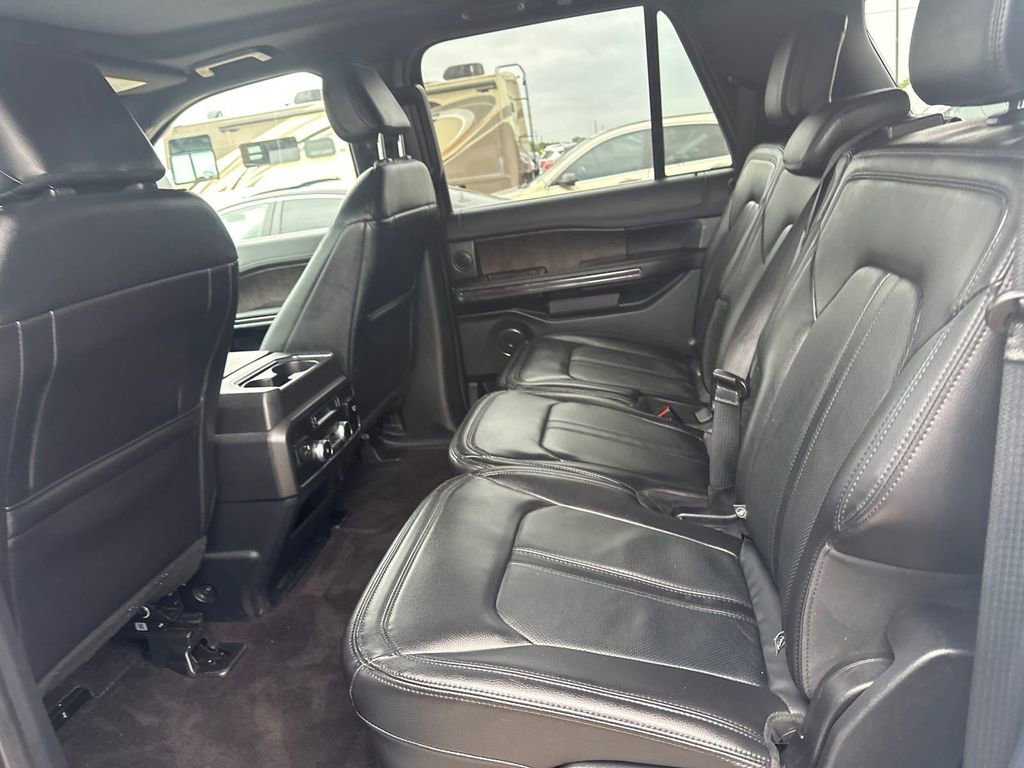 Used 2021 Ford Expedition Max Limited RWD image 10