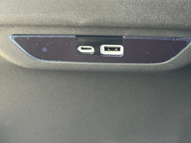 New 2027 Chrysler Pacifica Select FWD image 33