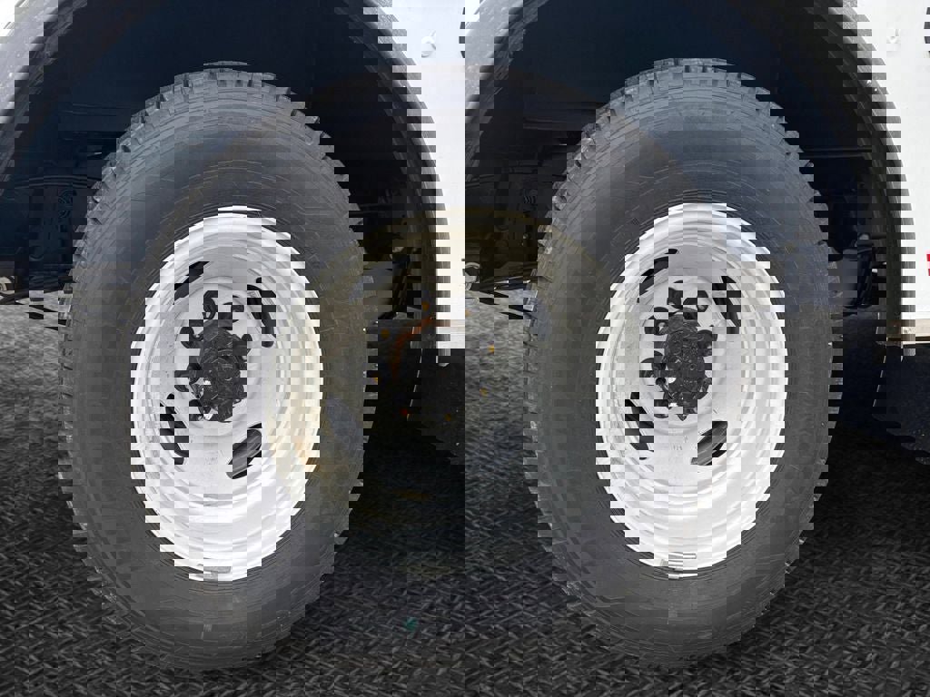 New 2026 Ford E-350 and Econoline 350 Super Duty w/ Power Equipment Group RWD image 11