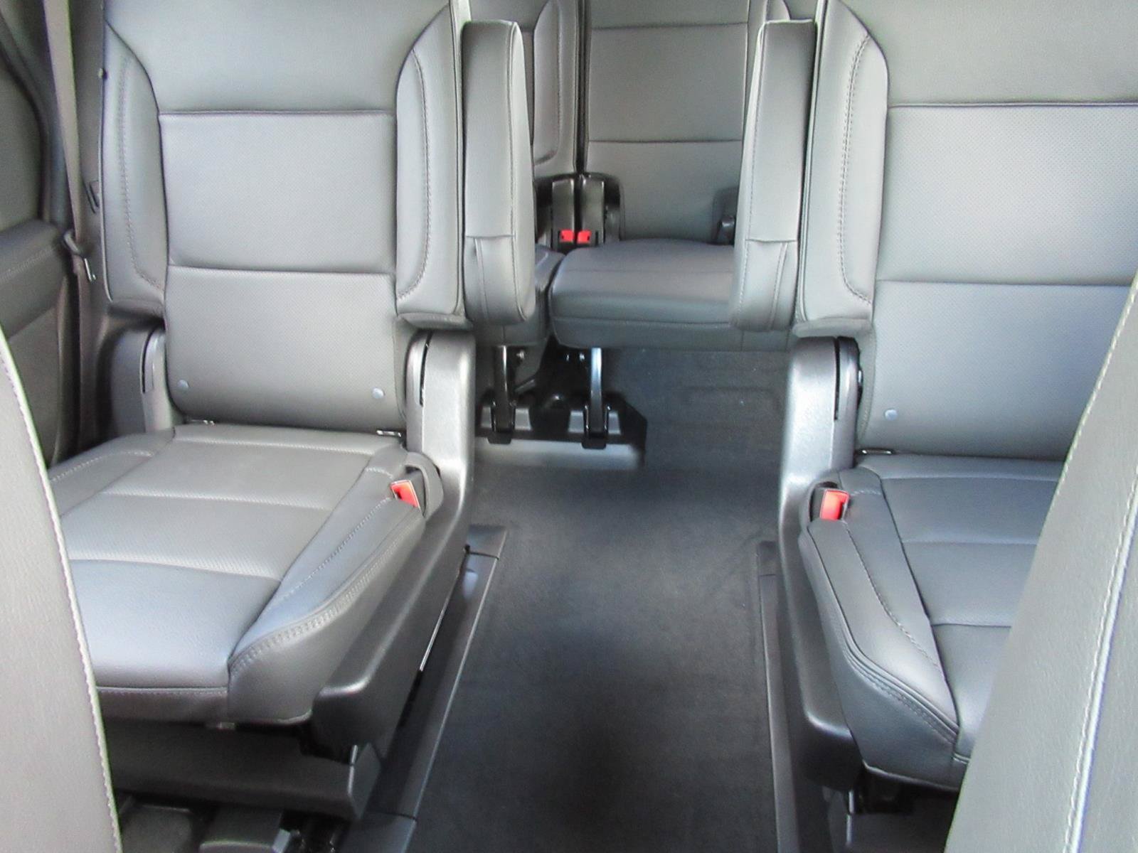 New 2026 GMC Yukon Denali w/ Sun & Power Step Package RWD image 36