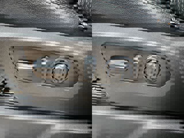 Used 2022 Chevrolet Silverado 1500 RST w/ Safety Package image 16