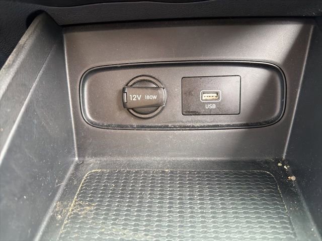 Used 2020 Hyundai Venue SE image 22