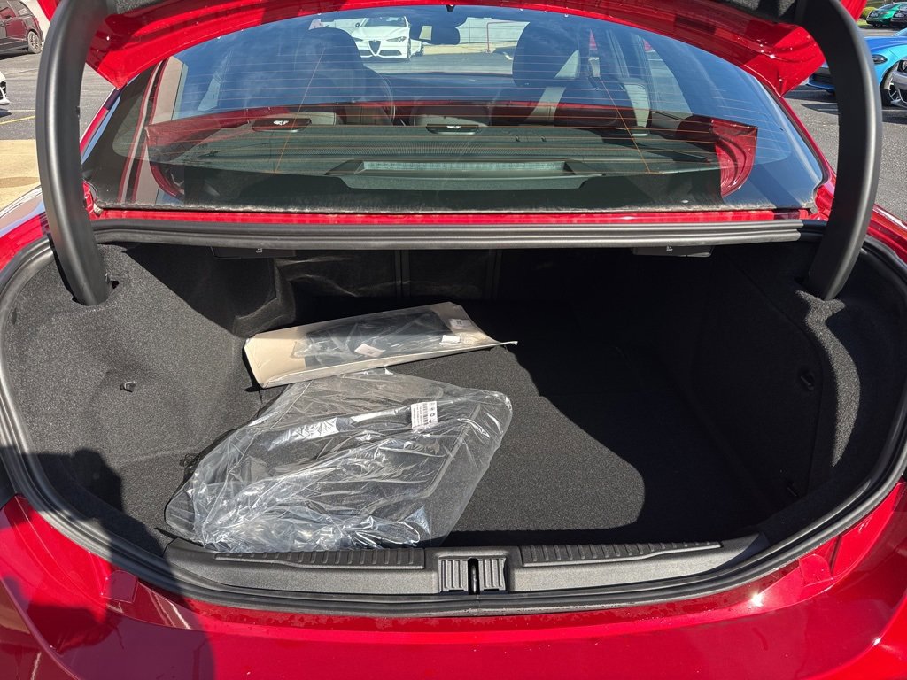 New 2025 Alfa Romeo Giulia AWD w/ Driving Assist Package image 20