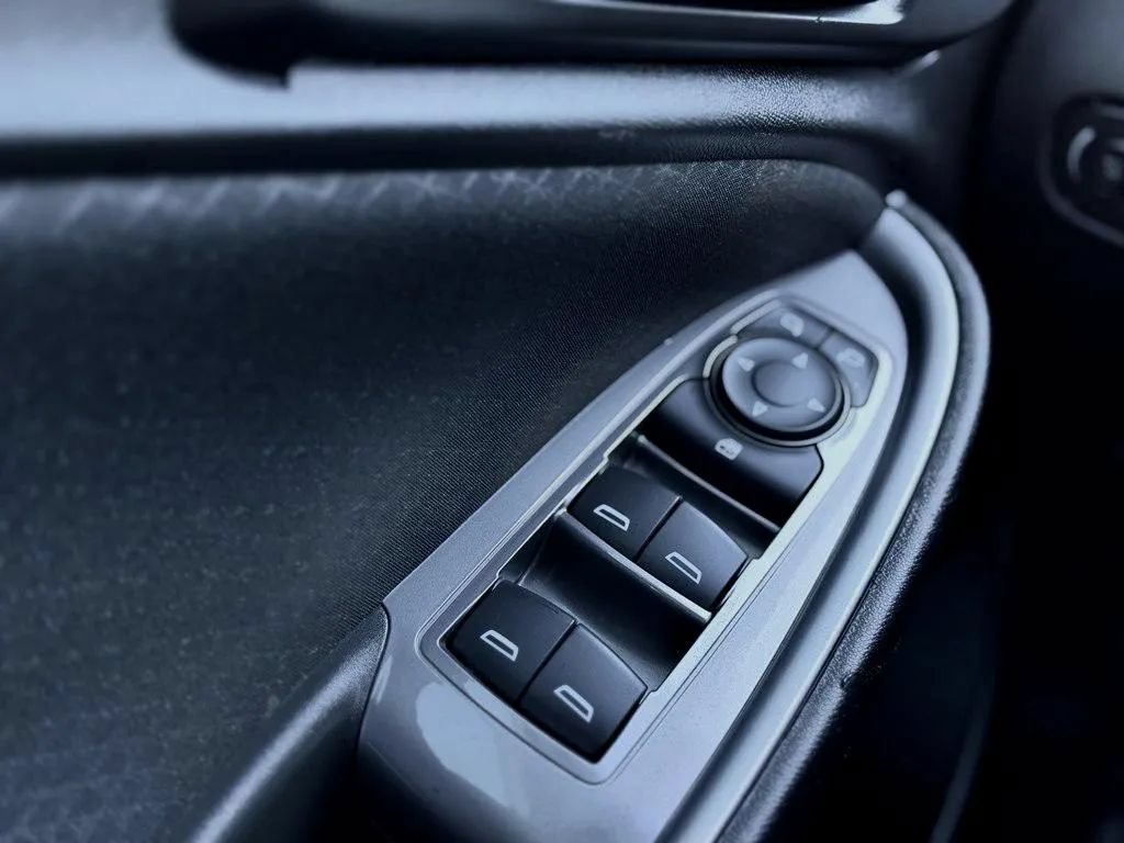 Used 2024 Chevrolet Malibu LS w/ Driver Confidence Package FWD image 9
