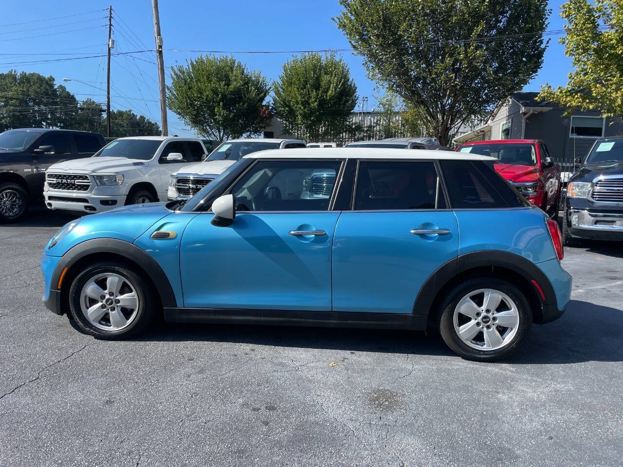 Used 2015 MINI Cooper 4-Door Hardtop FWD image 9