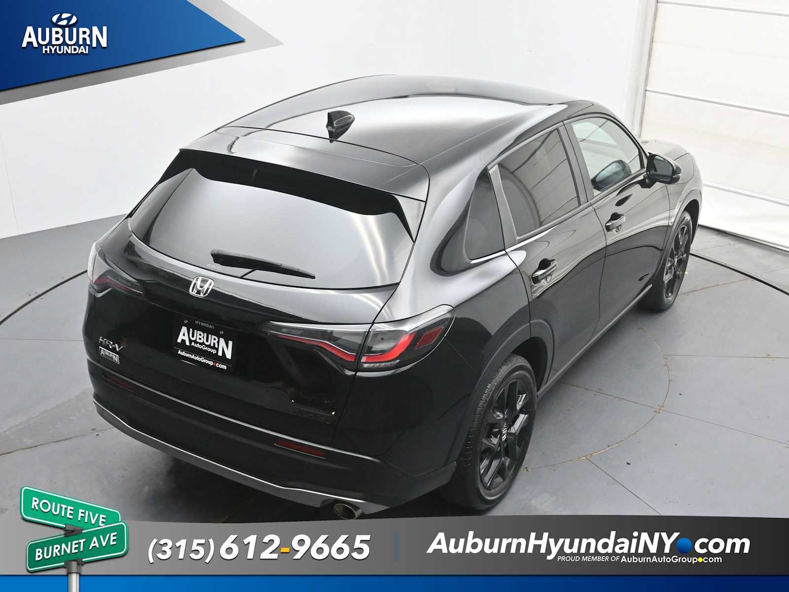 Used 2024 Honda HR-V Sport image 26