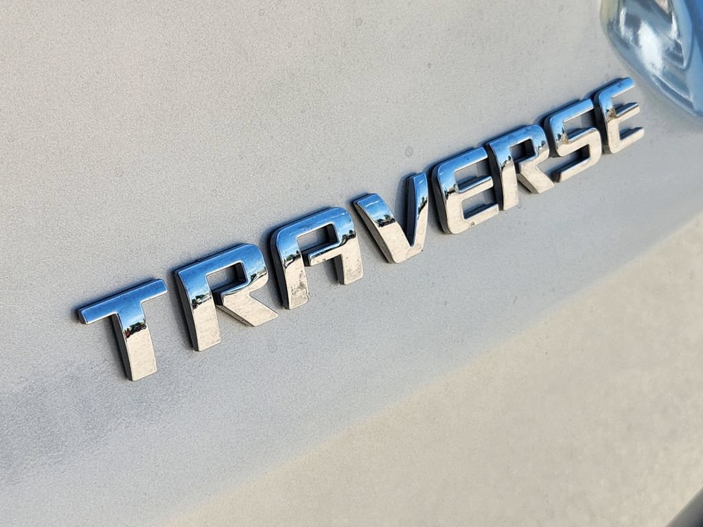 Certified 2021 Chevrolet Traverse LS FWD image 12