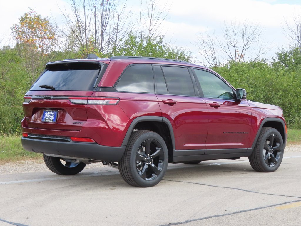 New 2025 Jeep Grand Cherokee Limited w/ Luxury Tech Group II image 3