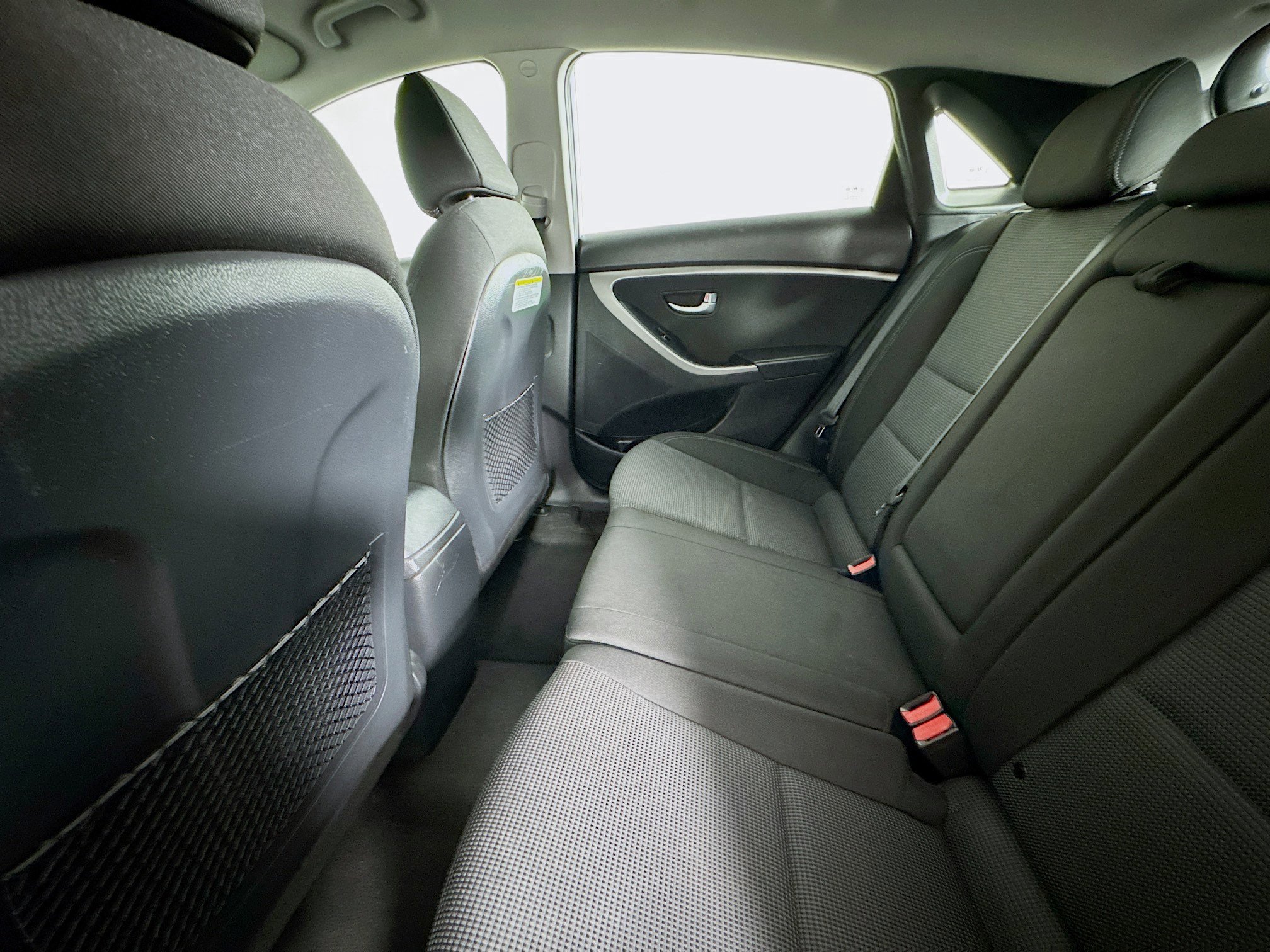 Used 2017 Hyundai Elantra GT image 22