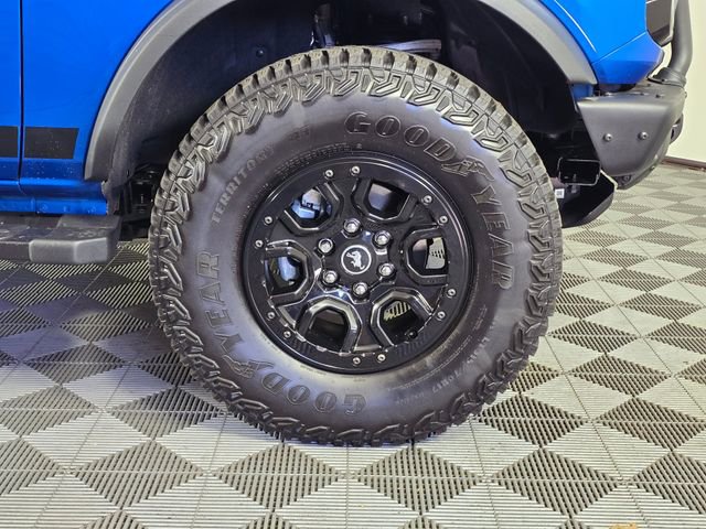 Used 2023 Ford Bronco Wildtrak image 11
