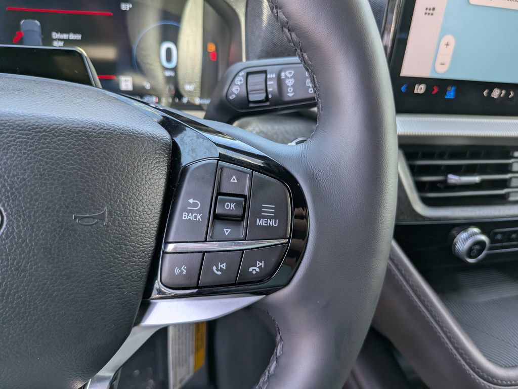 Used 2026 Ford Explorer Platinum RWD image 33