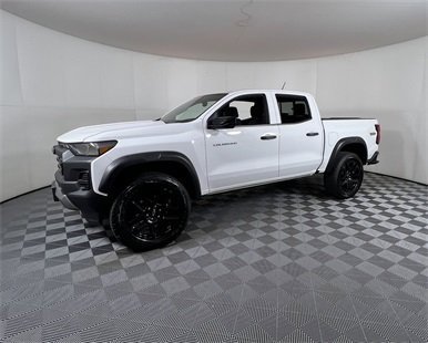 Used 2024 Chevrolet Colorado Trail Boss w/ Advanced Trailering Package