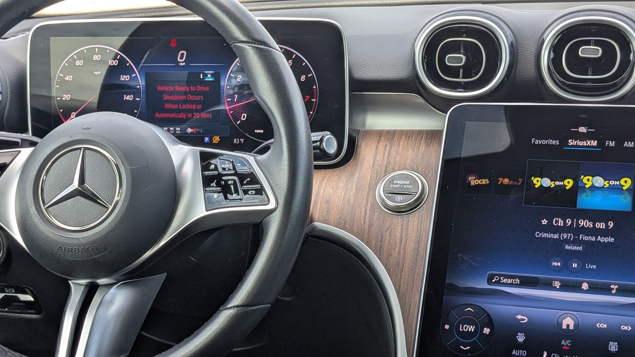 Used 2025 Mercedes-Benz C 300 4MATIC Sedan image 20